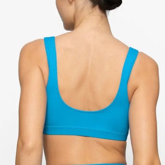 SKIMS Recycled Swim Tank Bikini Top in Turquoise - Picture 2 of 7